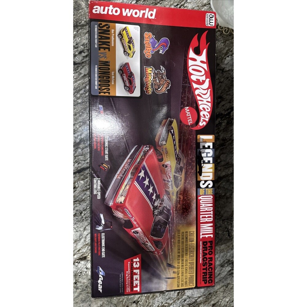 2019 Auto World Hot Wheels 13 ft Snake vs Mongoose Drag Set NIB